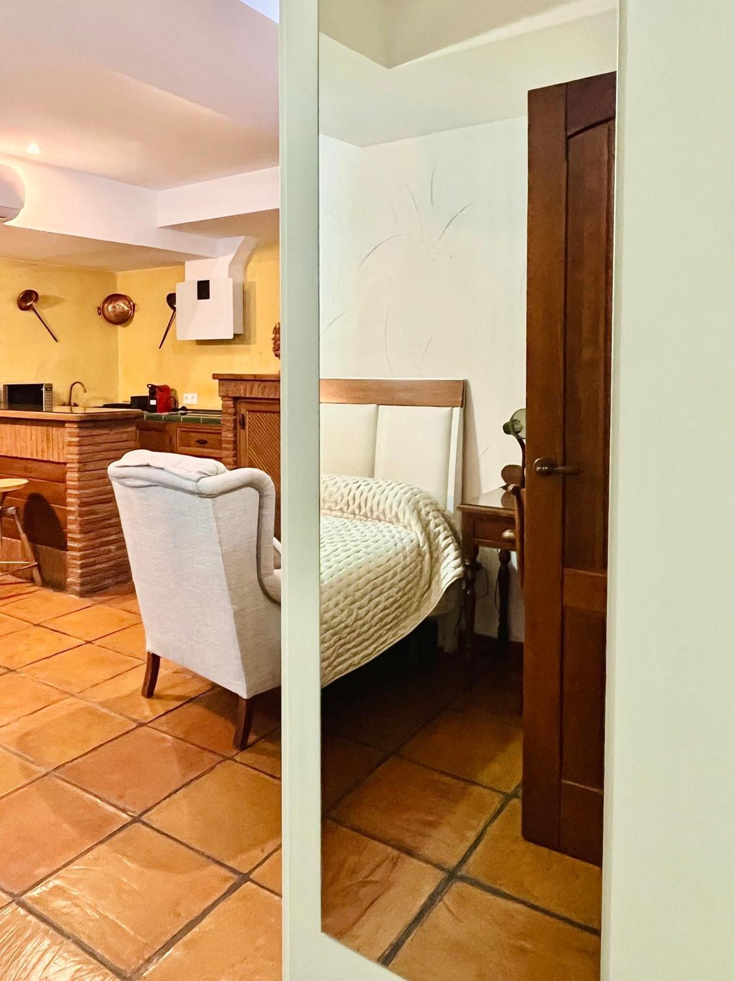 Comfort Breather - El Laurel Granada Bagian luar foto